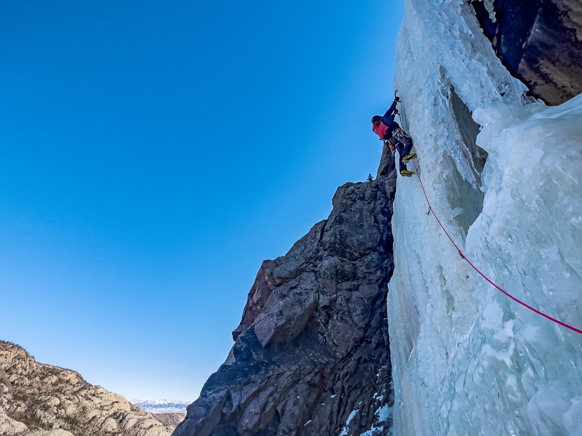Still Classic – Round Two on Golden Tears (WI4+, III) – Wind River Range, WY&nbsp;(01.02.24)