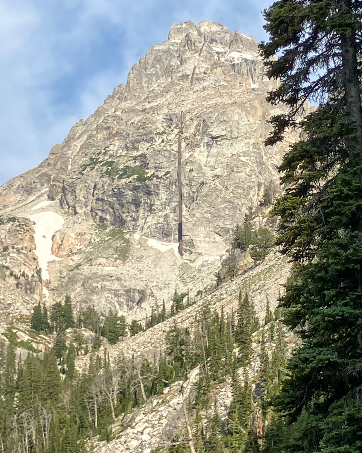 Alone on the Dike – Dike Route Solo (5.6, IV) – Dike Pinnacle/Middle Teton – Grand Teton Nat. Park, WY&nbsp;(08.03.24)