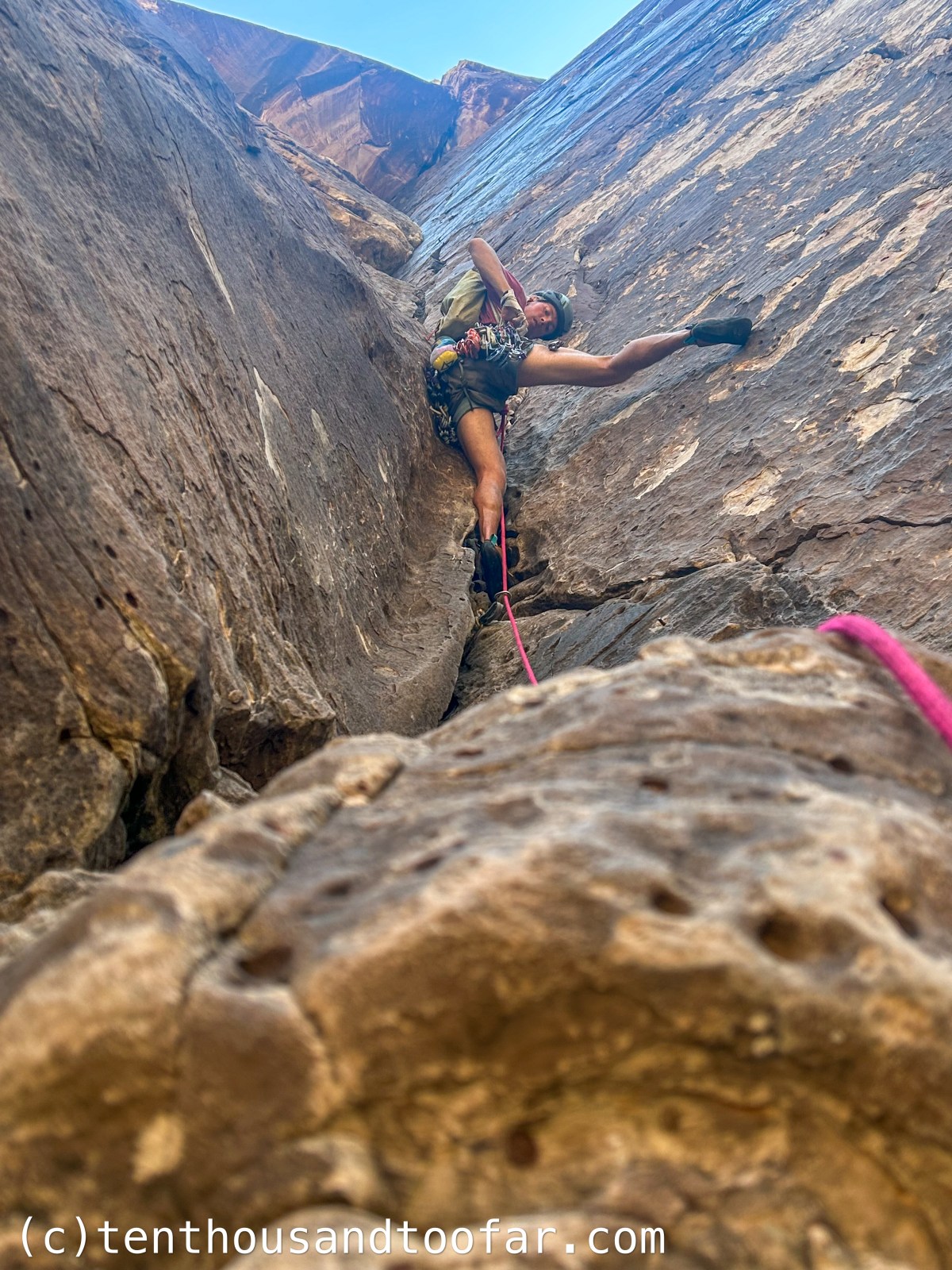 Summer Strike – Dark Shadows (5.8, 4 pitches, 350′) – Mescalito – Red Rocks NCA, NV&nbsp;(07.14.25)